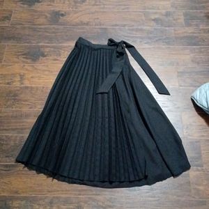 NWT ASOS black midi pleated wrap skirt